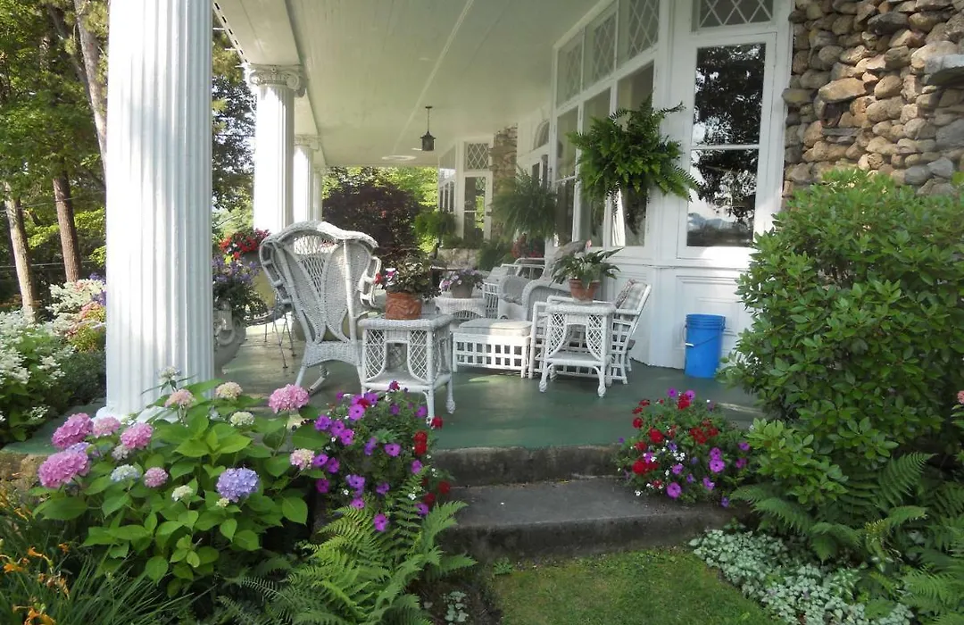 Ruah Bed & Breakfast-1